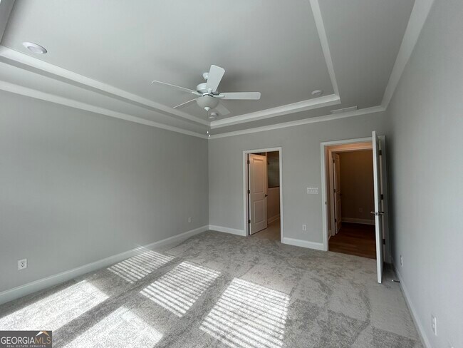 Building Photo - 473 Bandon Wy