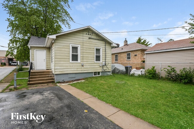 Building Photo - 519 S Elmwood Ave