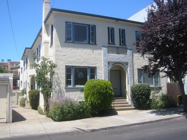 Building Photo - 1826 Walnut St