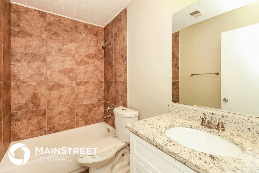 Building Photo - 8170 Winewood Ct