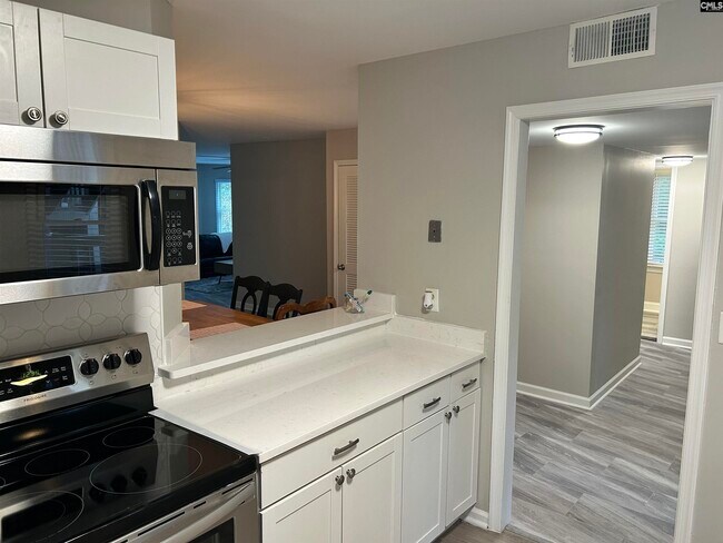 Building Photo - 1850 Atlantic Dr