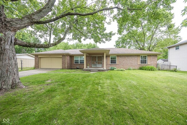 Primary Photo - 628 Ash Dr