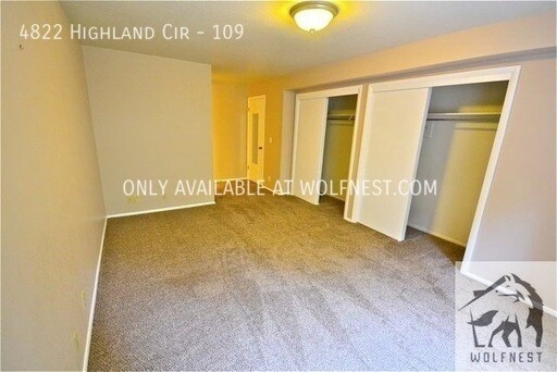 Building Photo - No Deposit Option! Exclusive 2 Bedroom Hol...