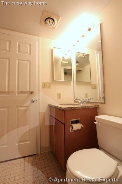 Building Photo - 345 Franklin St