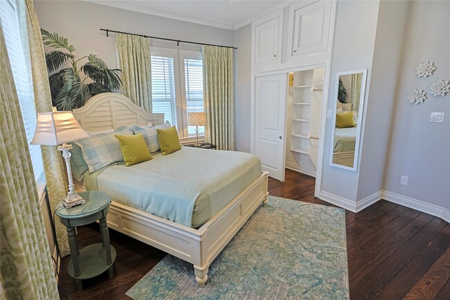 Building Photo - 2611 Avenue Q