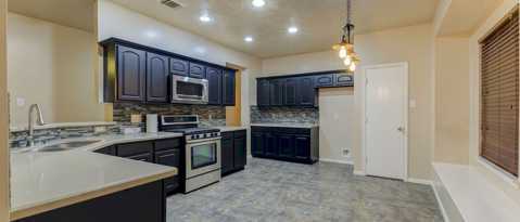 Building Photo - 9934 Goldenglade Dr