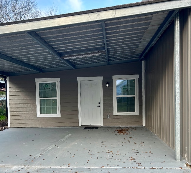 Building Photo - 134 Co Rd 743