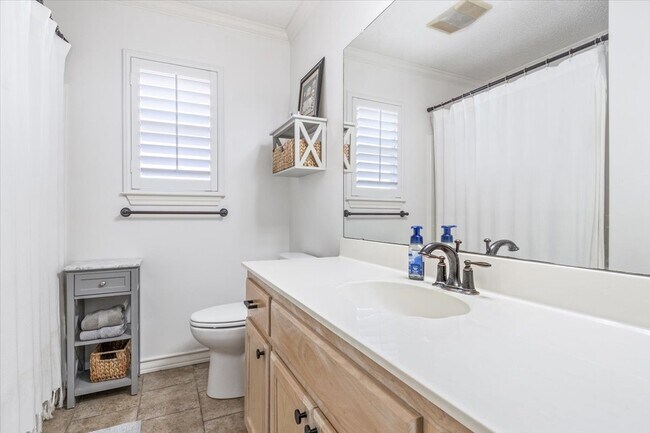 Building Photo - 40 Sugar Creek Pl