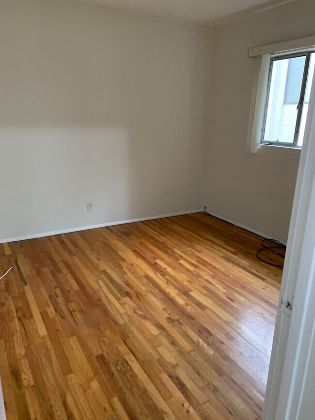 Building Photo - 2133 22nd St