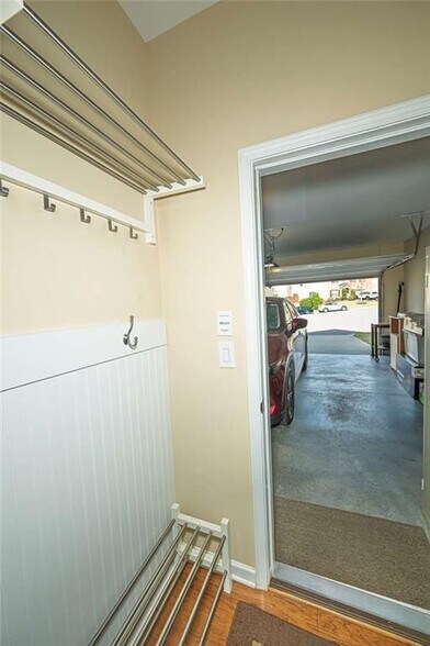 Building Photo - 4355 Griffin Trail Way