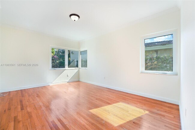 Building Photo - 8975 Froude Ave