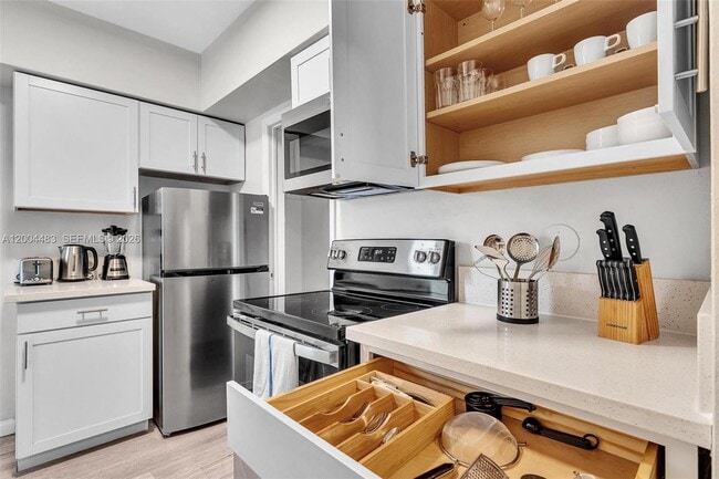 Building Photo - 10000 E Bay Harbor Dr