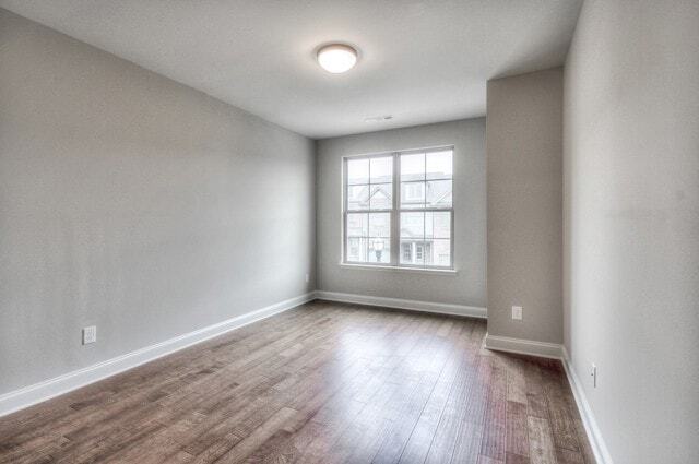 Building Photo - 1457 Channing Dr