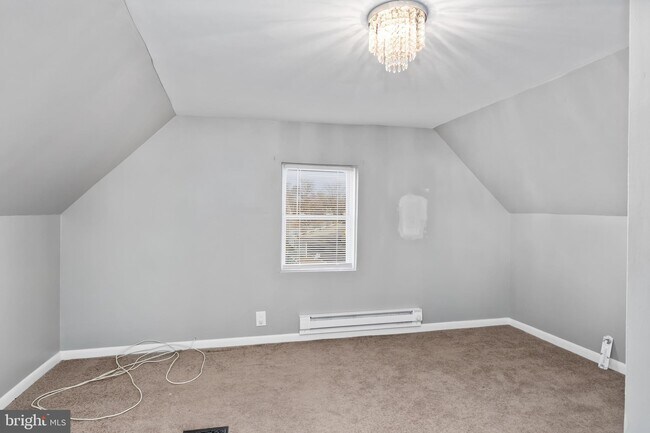 Building Photo - 227 Whittier Ave