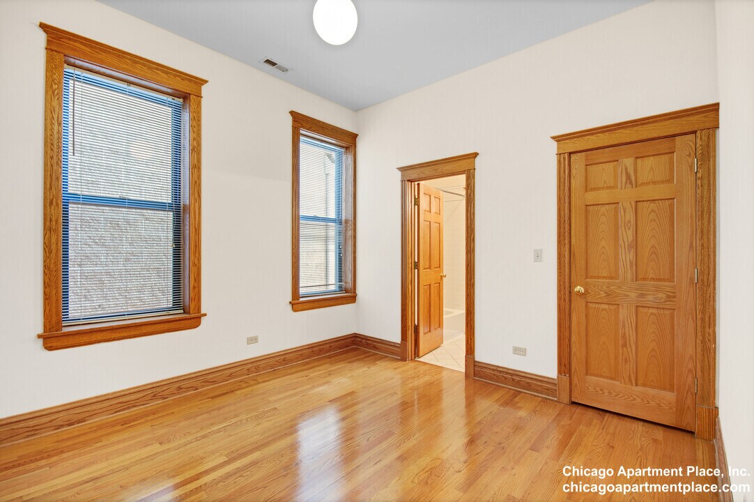 Building Photo - 1238 N Noble St