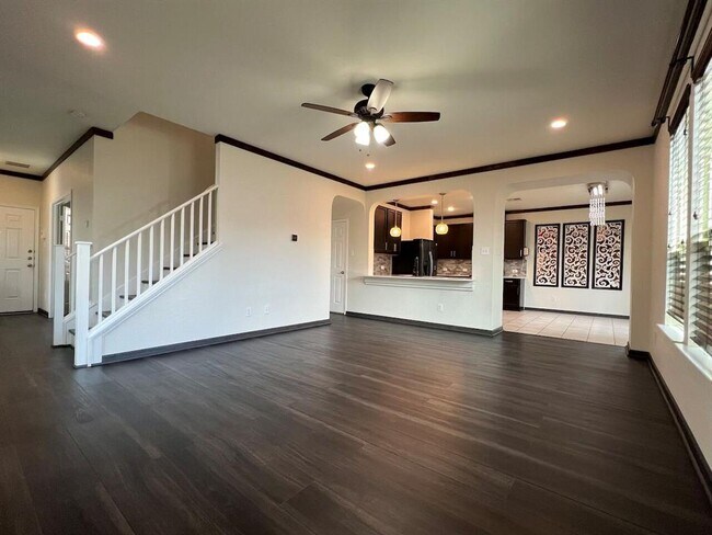 Building Photo - 309 Kaden Prince Dr