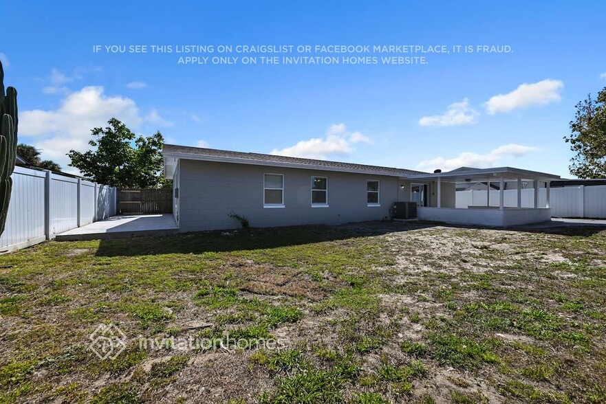 Building Photo - 6914 Voltaire Dr