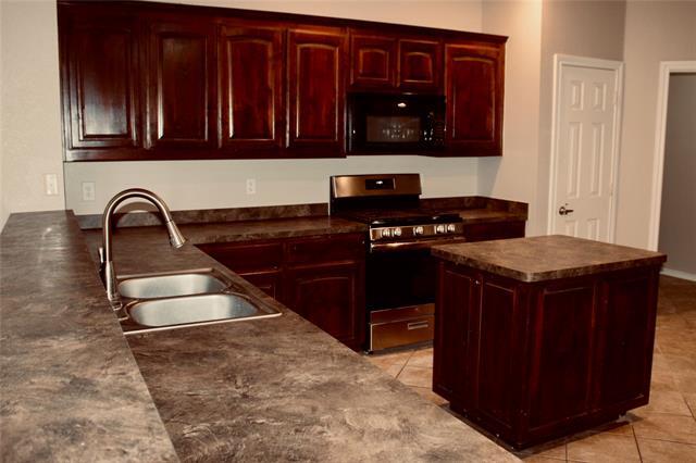 Building Photo - 10240 Los Barros Trail