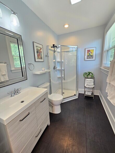 Building Photo - 3541 Fort Ave