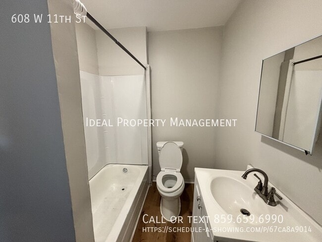 Building Photo - 608 W 11th St