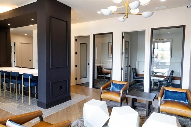 Building Photo - 300 Hwy 81