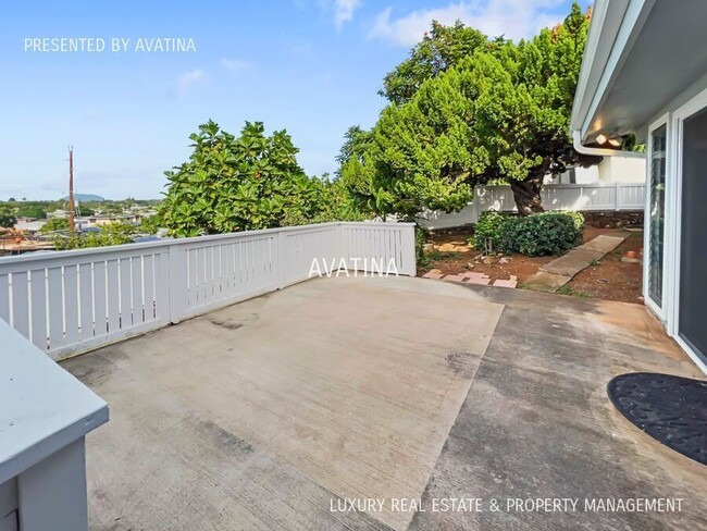 Building Photo - Video - Kailua Cottage - Bike to the Beach!