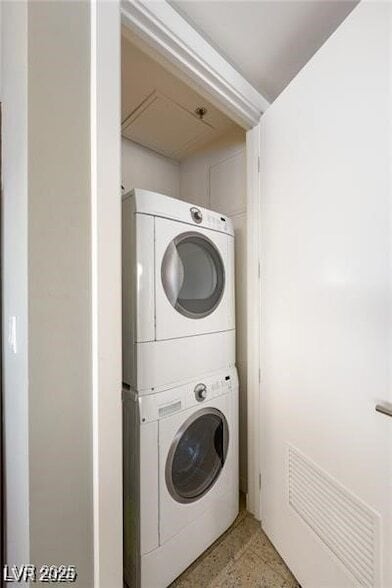 Building Photo - 4471 Dean Martin Dr