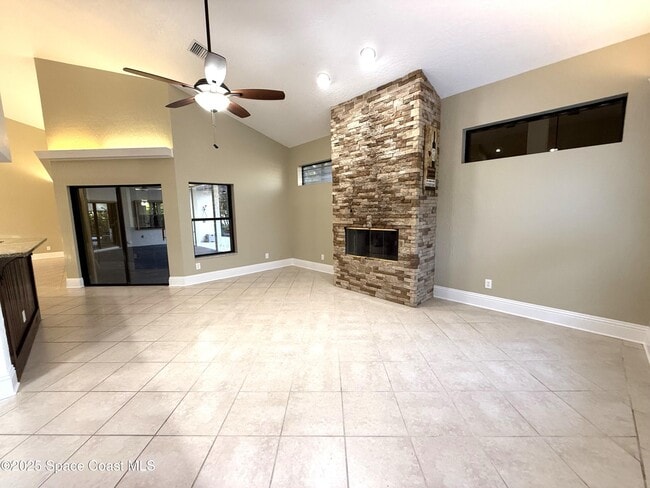 Building Photo - 108 Windward Way