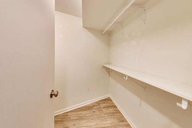 Building Photo - 11910 Crosswind Ct