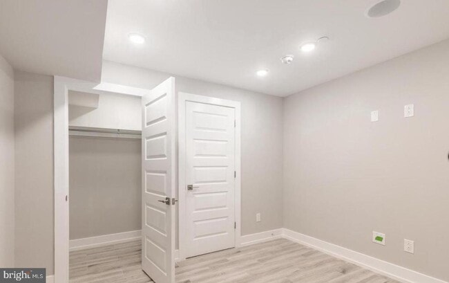 Building Photo - 2548 N Howard St