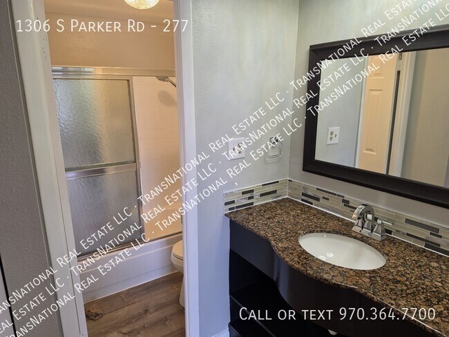 Building Photo - 1306 S Parker Rd