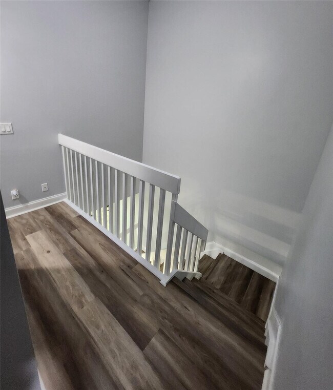 Building Photo - 3667 Carambola Cir N