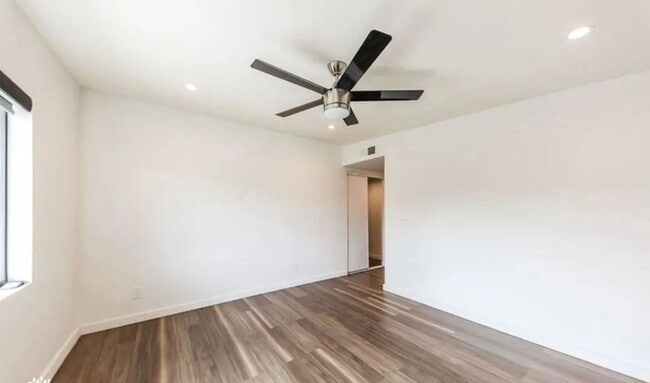 Building Photo - BRS Realty SA