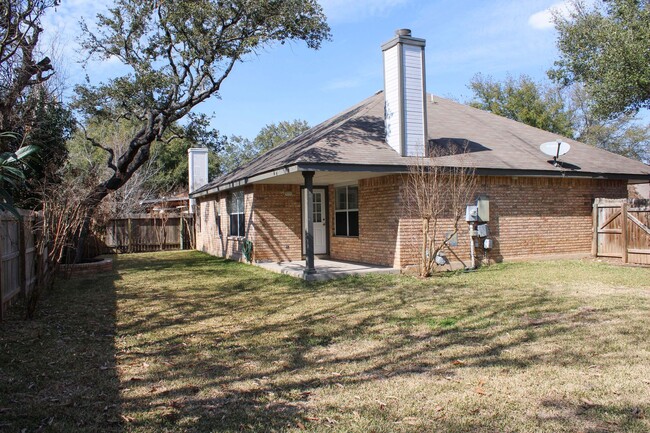Building Photo - RENOVATED 3-BEDROOM IN REDLAND RANCH, NORT...