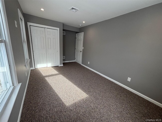 Building Photo - 45 Waterstone Rd