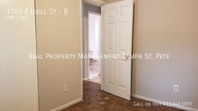Building Photo - 1705 E Idell St