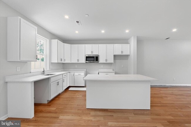 Building Photo - 1 N Girard Terrace