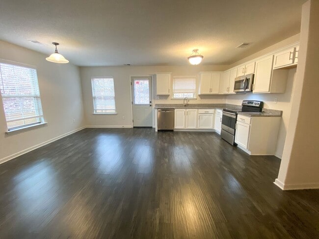 Building Photo - 4 bed, 3 bath built in 2021 in Somerville