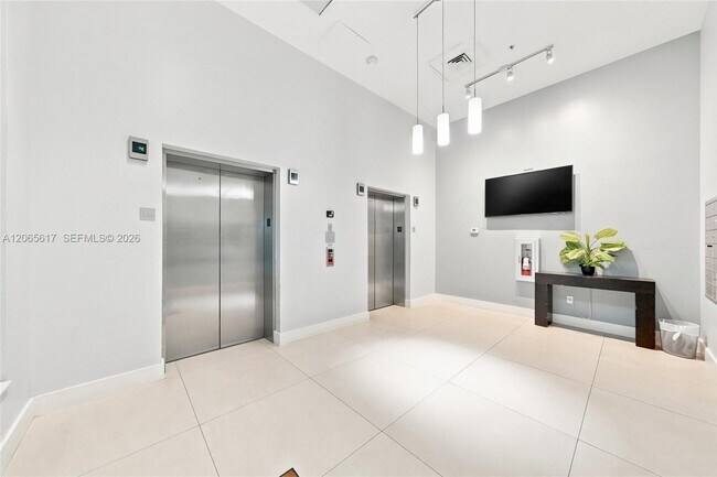 Building Photo - 7275 SW 90th Way