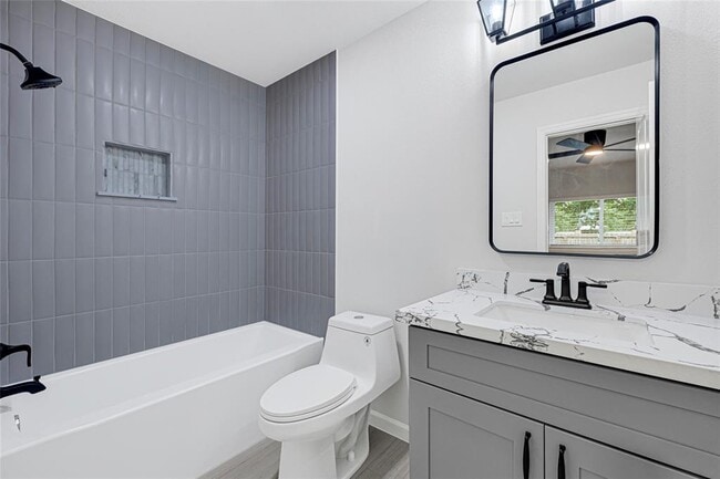Building Photo - 23818 Lestergate Dr