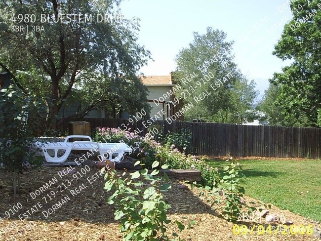 Building Photo - 4980 Bluestem Dr