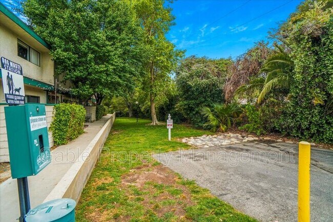 Building Photo - 23528 Newhall Ave