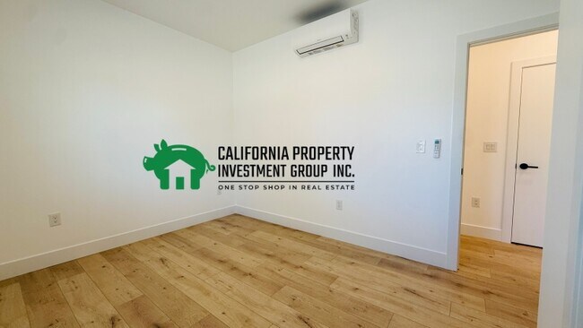 Building Photo - 4104 16th Ave