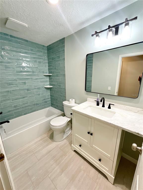 Building Photo - 2468 Gulf Breeze Cir