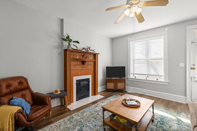 Building Photo - 2819 Shenandoah Ave