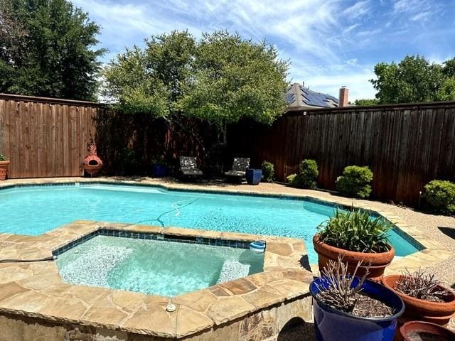 Building Photo - 5815 Willow Wood Ln