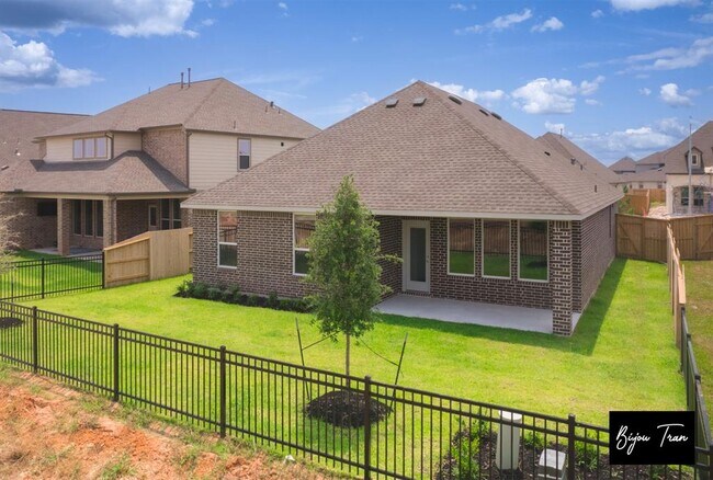 Building Photo - 1728 Daylight Lk Dr