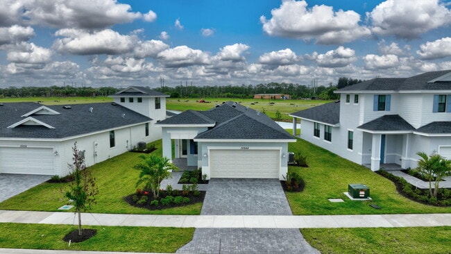 Building Photo - 10644 NW Wilgrove Lane