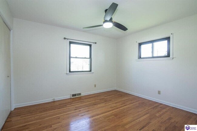 Building Photo - 228 Cherokee Blvd