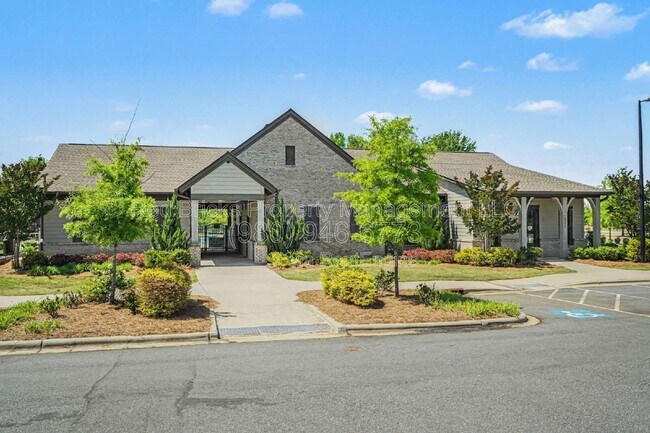 Building Photo - 14419 Rhodes Hall Dr